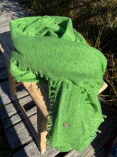 Lade das Bild in den Galerie-Viewer, WOLKENSCHAL WS100 - 6 Forrest